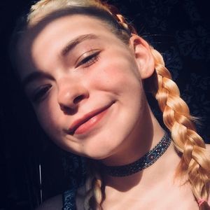 Meet your Posher, Emmalee